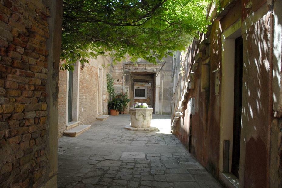 Dorsoduro - Corte Della Comare Venedik Dış mekan fotoğraf